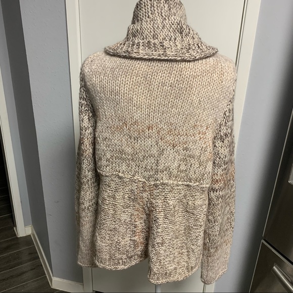 ELSAMANDA ITALIAN CARDIGAN SWEATER SIZE L - Picture 6 of 8